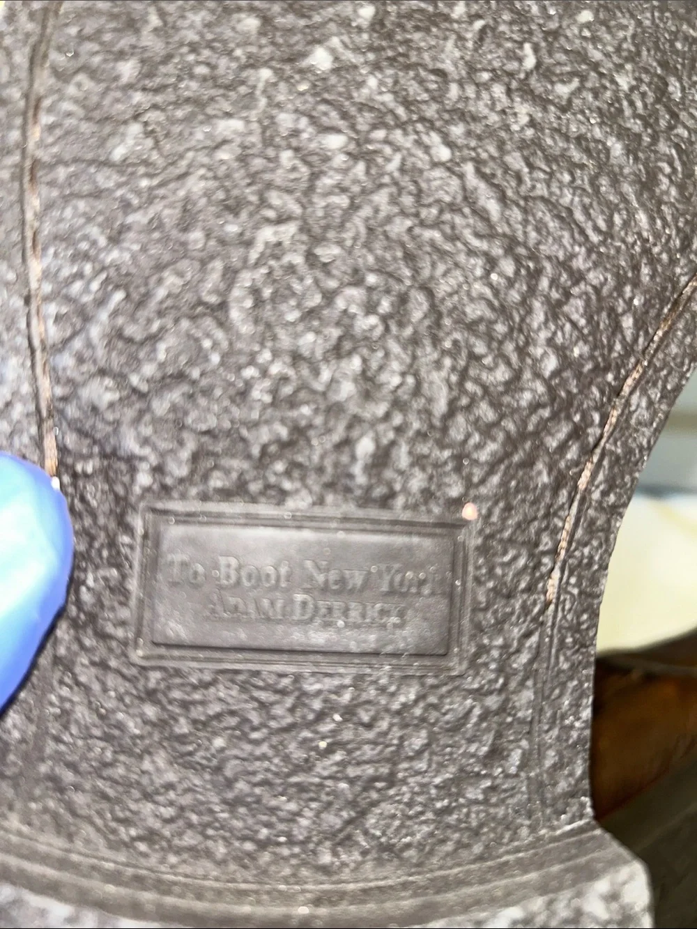 To boot New York pebbled leather